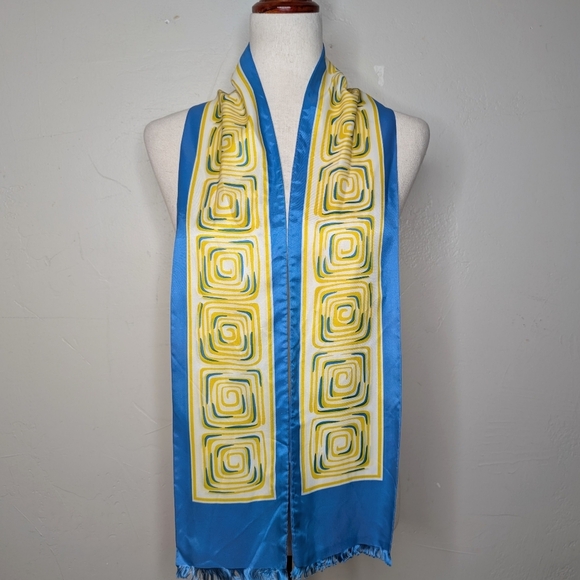 Vintage‎ Yellow Blue and White Mod Oblong Scarf - Picture 4 of 13